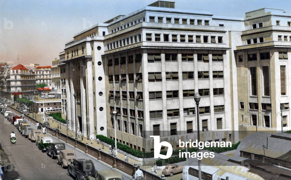 Algiers, Algeria: Bugeaud boulevard and the new town hall, Postcard, c. 1960