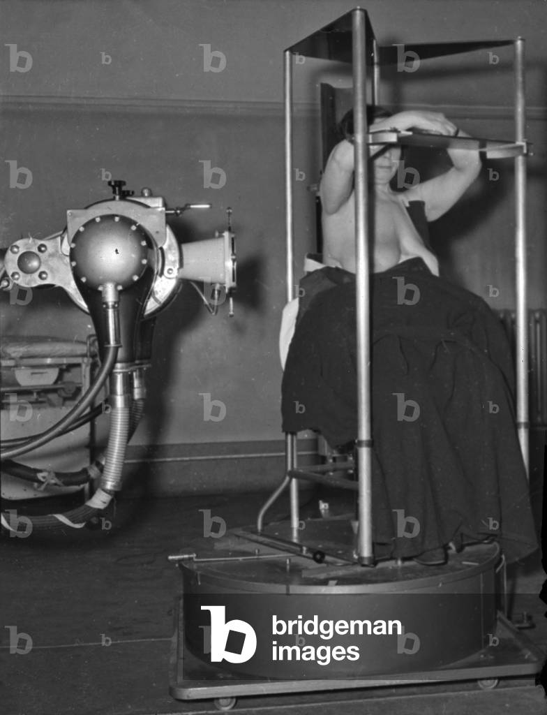 Mammography at Tenon hospital in Paris, c. 1925