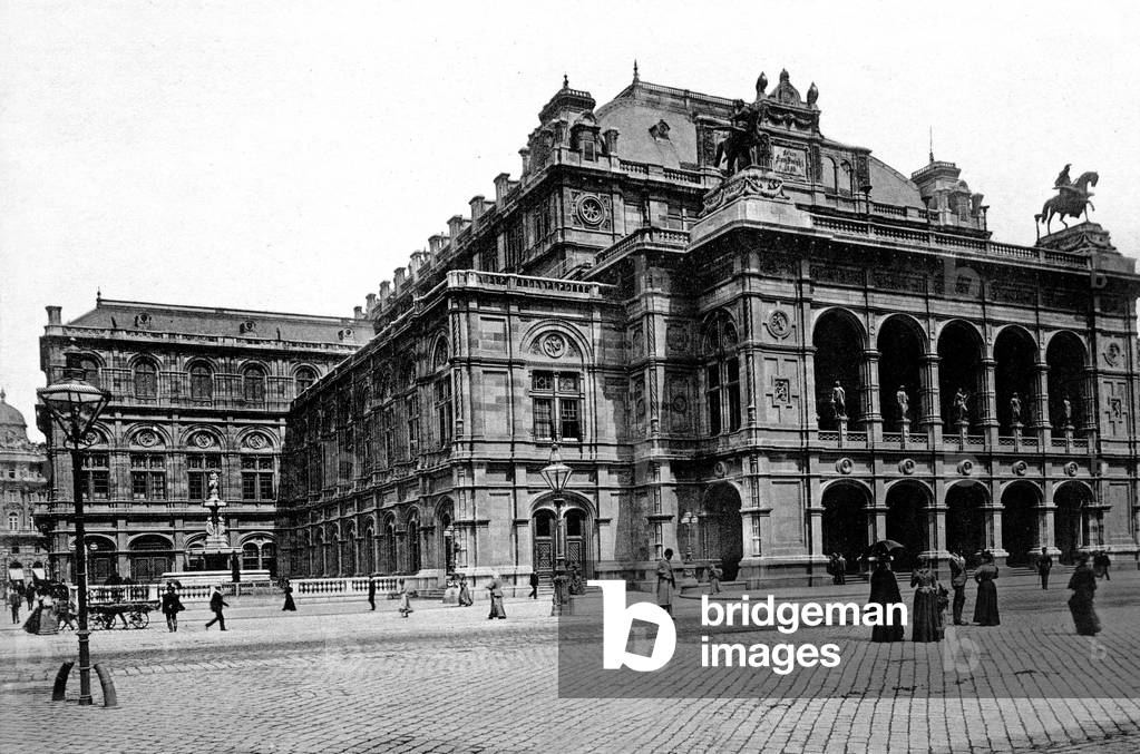 National opera in Vienna, Austria (Wiener Staatsoper), built in 1861-1869, here c. 1899