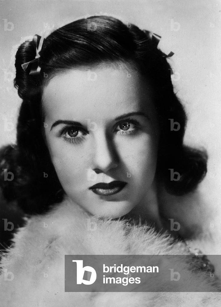 Edna Mae Durbin aka Deanna Durbin, american actress and singer, may 1941