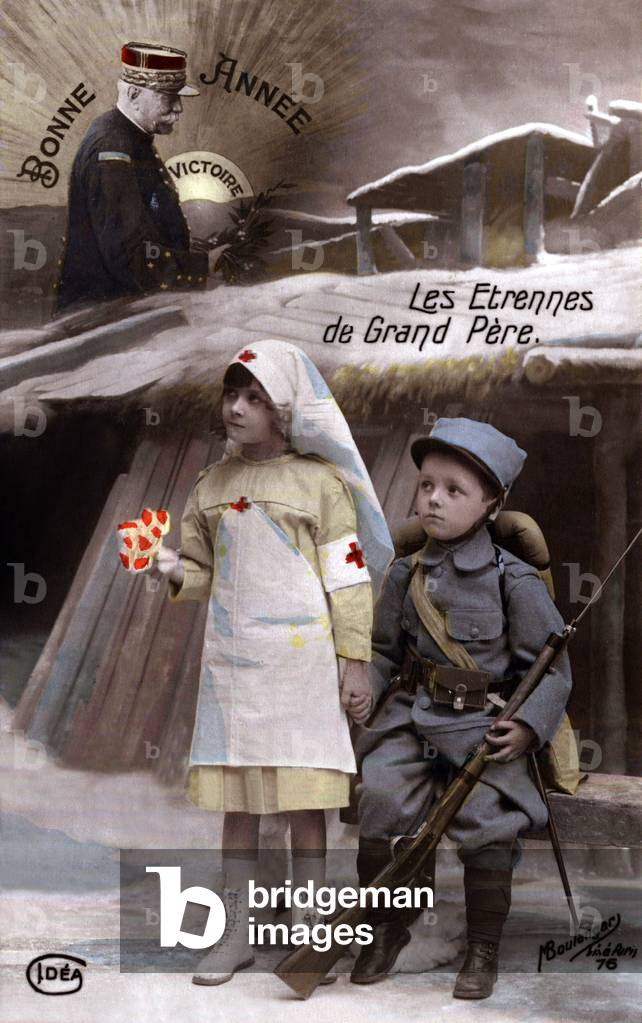 gift of grand father, children wanting gifts for their grand father on front, french Postcard for new year, 1914-1918