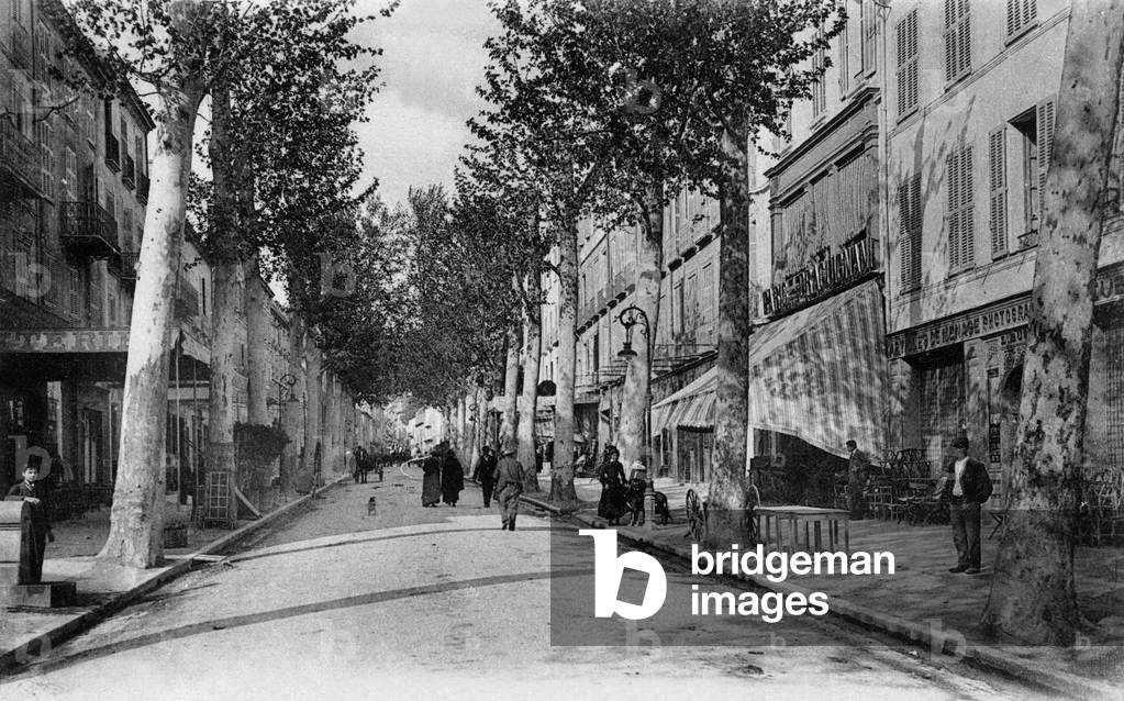 Draguignan, France: boulevard de la Liberte, Postcard, c. 1900