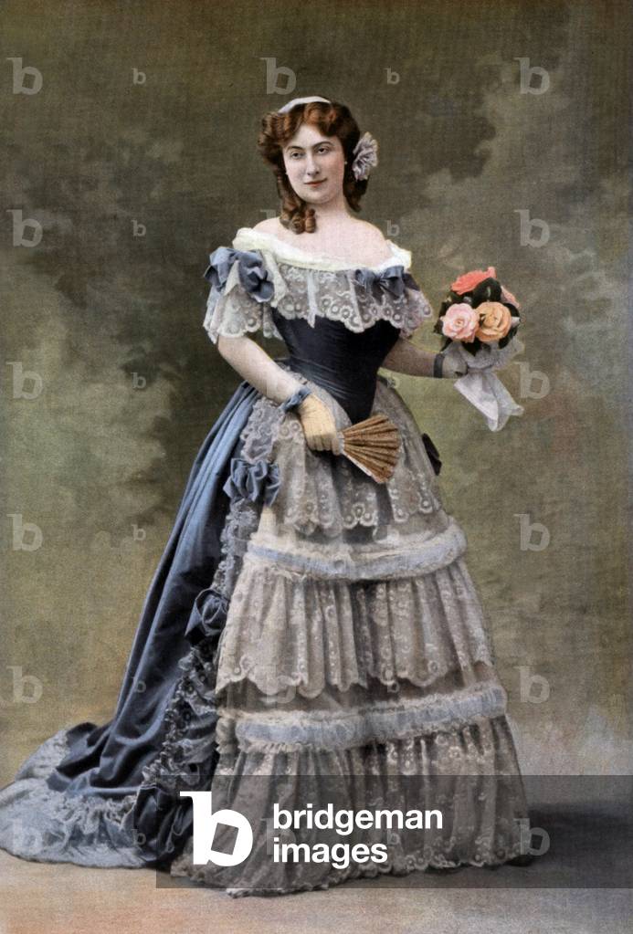 Suzanne Avril as Madame de Bernis in play 