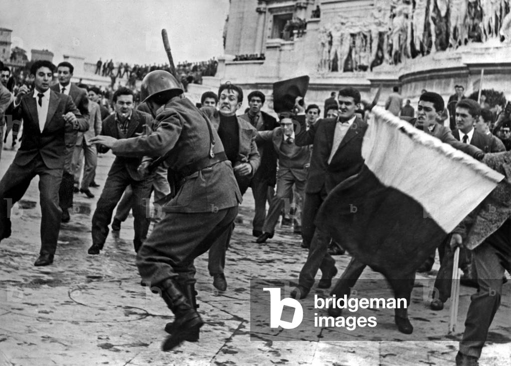Demonstration of roman students, Italy, in favor of Hungary (at time of revolt against Soviets in Hungary) november 6, 1956
