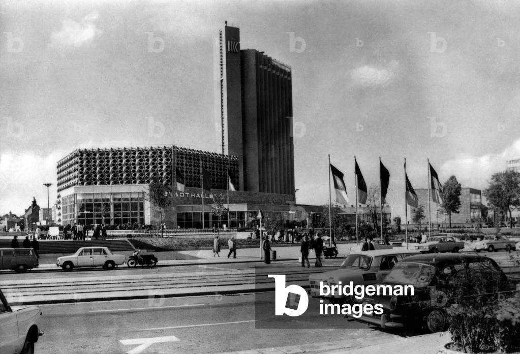 The Inter Hotel Congress and Stadthalle, Karl-Marx-Stadt, 1975 (photo)