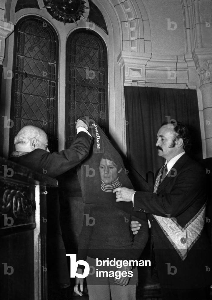 Freemasonry, France: in the chapel of the Grande Loge de France: adoption of a new member: a student, daughter of a free mason, 60's (she has 3 veils on her head)