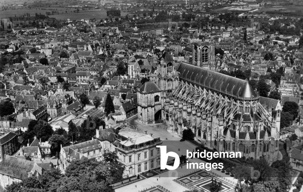 Aerial view of Bourges, France, 1958: the city hall, the gardens and the cathedral (13-14th centuries)