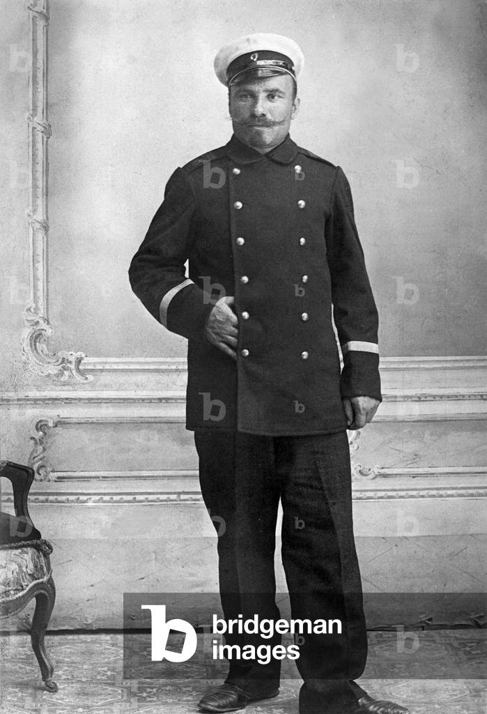 Feodor Pogazneatza was in charge of signals aboard Potemkine battleship July 22, 1905, the day this boat enter in revolt