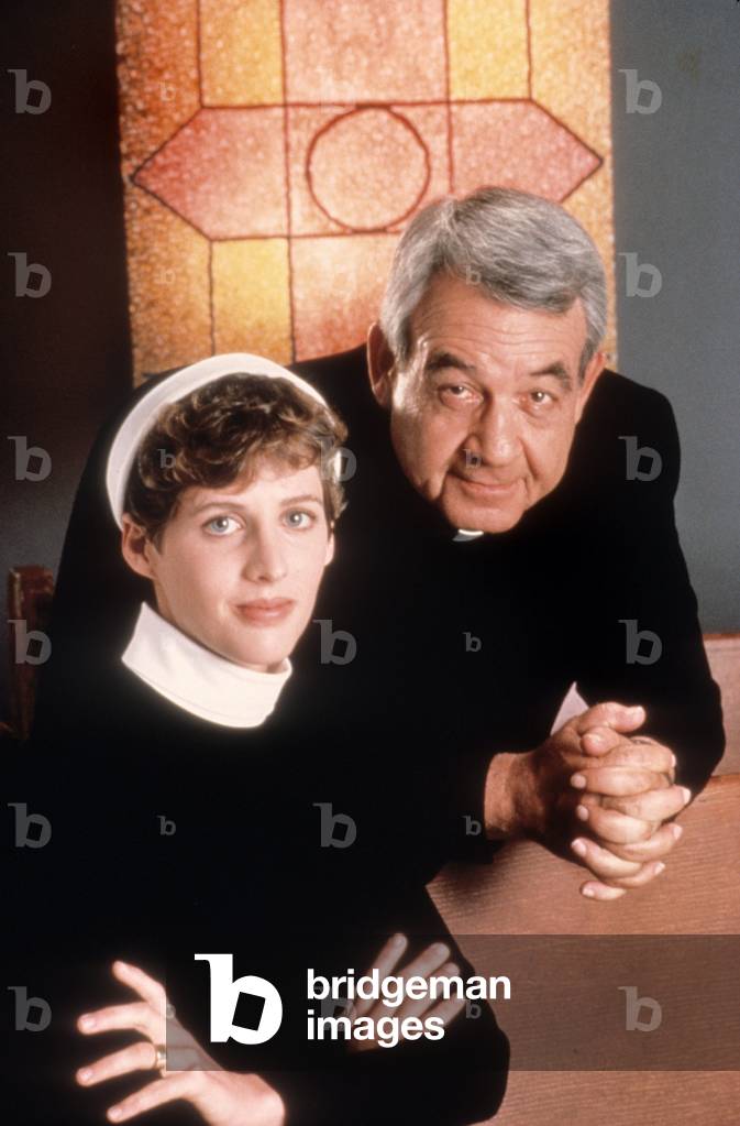 Father Dowling Mysteries, Tracy Nelson, Tom Bosley, 1990 (film still)