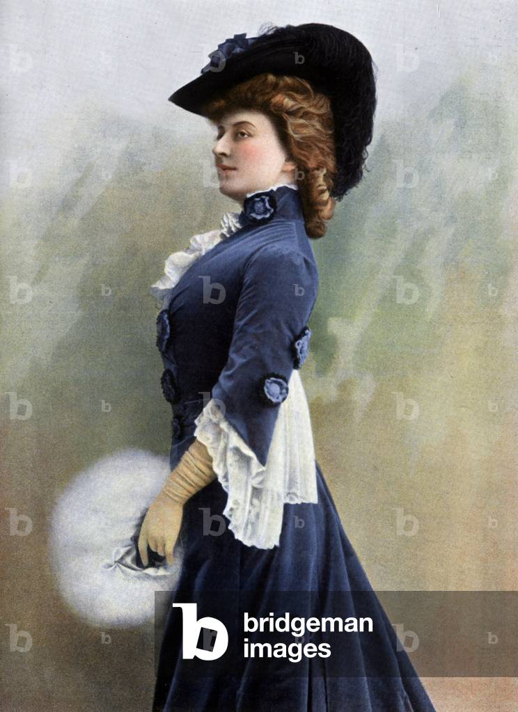 French comedian Cecile Sorel (1873-1966) photo by Reutlinger from french paper 