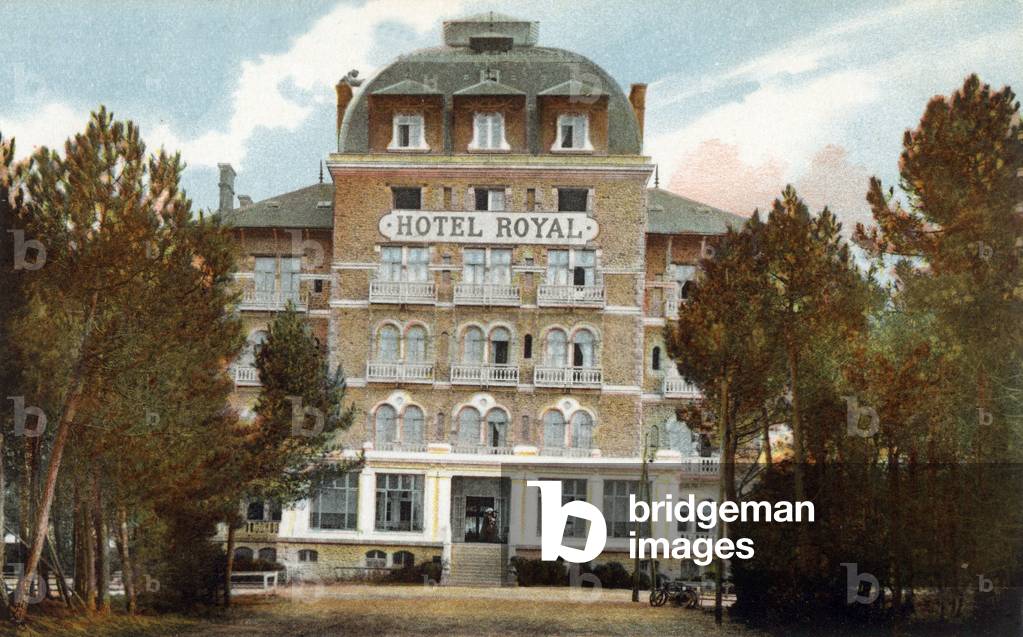 La Baule, France: Hotel Royal, Postcard, c. 1910