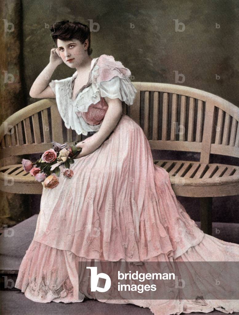 Opera singer Geraldine Farrar (Berlin opera House) photo by Reutlinger from french paper 