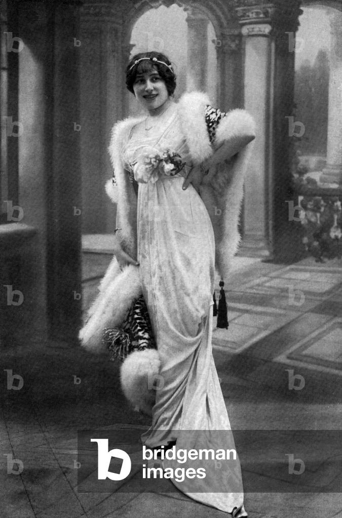 French actress Madeleine Andral dressed by Martial and Armand,photo from french paper 