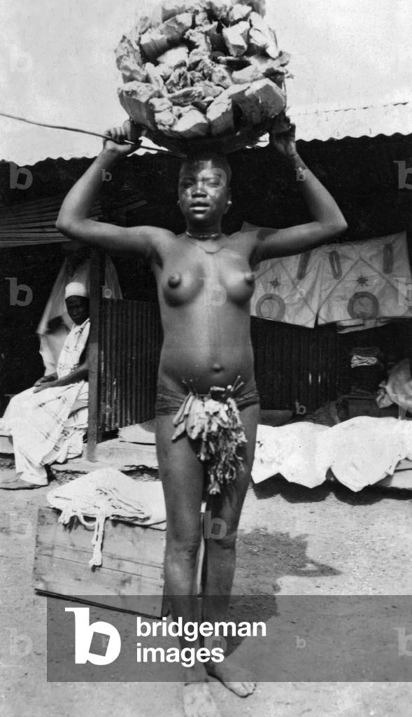 Young woman, Komas tribe, Nigeria, 30's