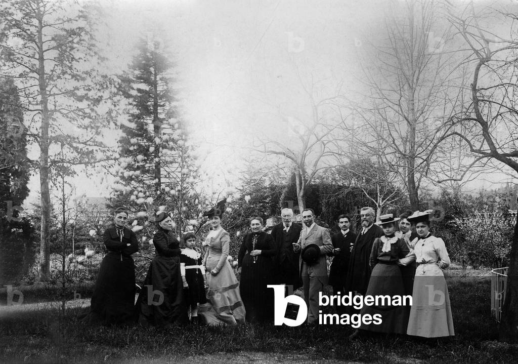 family photo in agarden, c. 1900