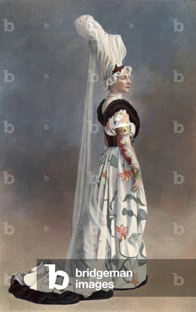 French comedian Melle Starck as Marguerite d'Ecosse in play 