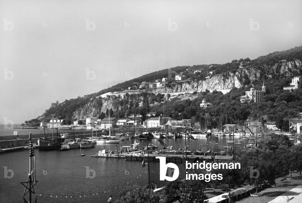Villefranche sur Mer harbor (photo)