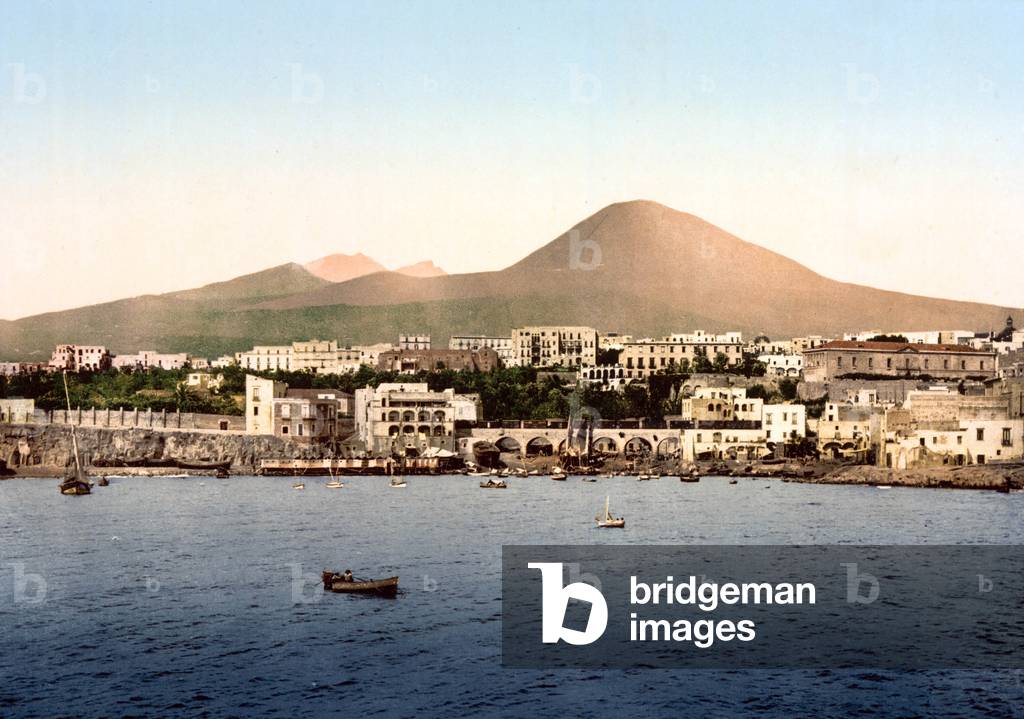 Torre del Greco near Naples, Italy, c. 1900: Mount Vesuvius (volcano)