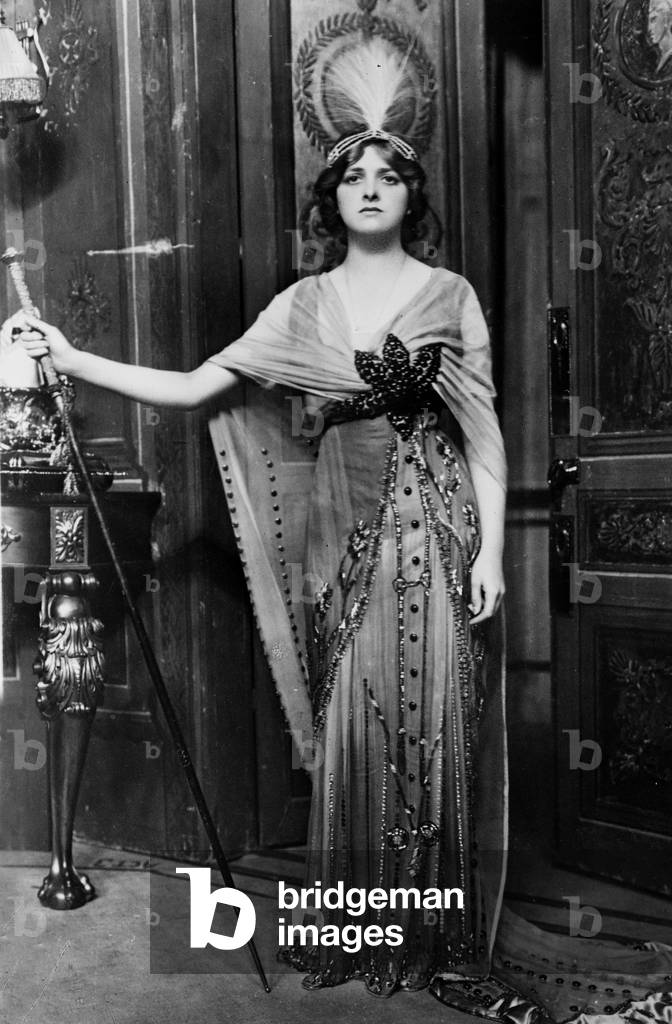 Gladys Cooper, c. 1915 (b/w photo)