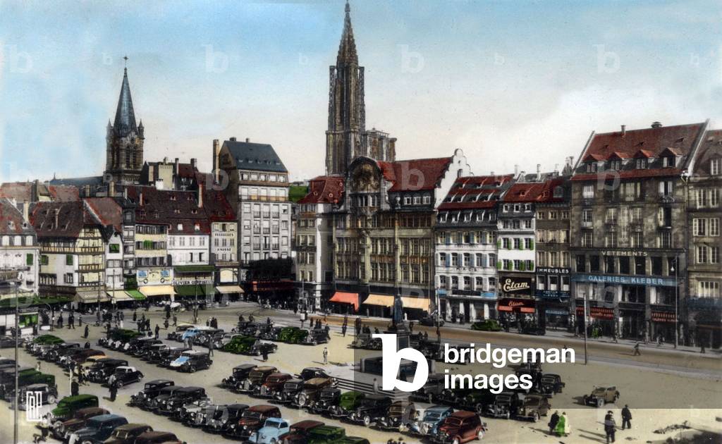 the Kleber square in Strasbourg, 1920's-30's (postcard)