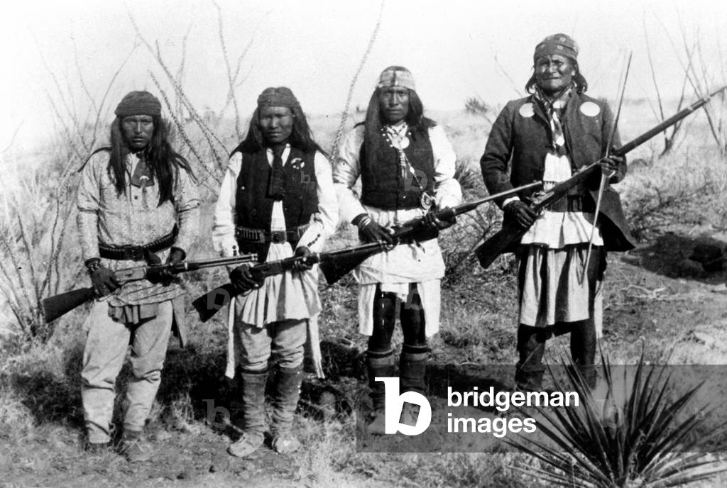 Geronimo (1829-1909) Apache indian chief , here with his men in the 1890's
