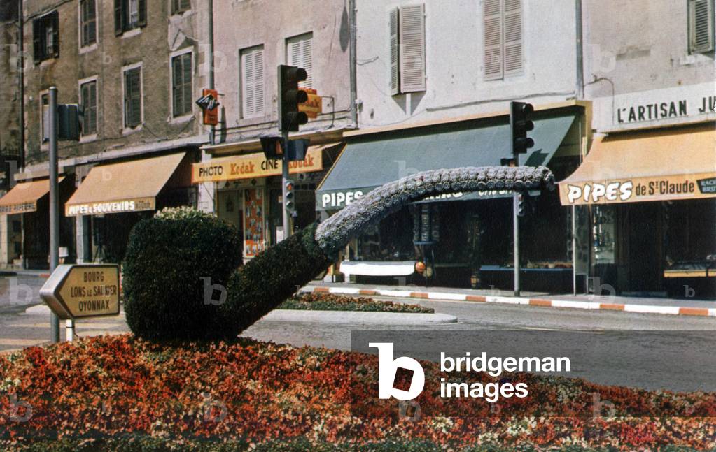 Saint-Claude (Jura, France): abbey square, Postcard, c. 1973