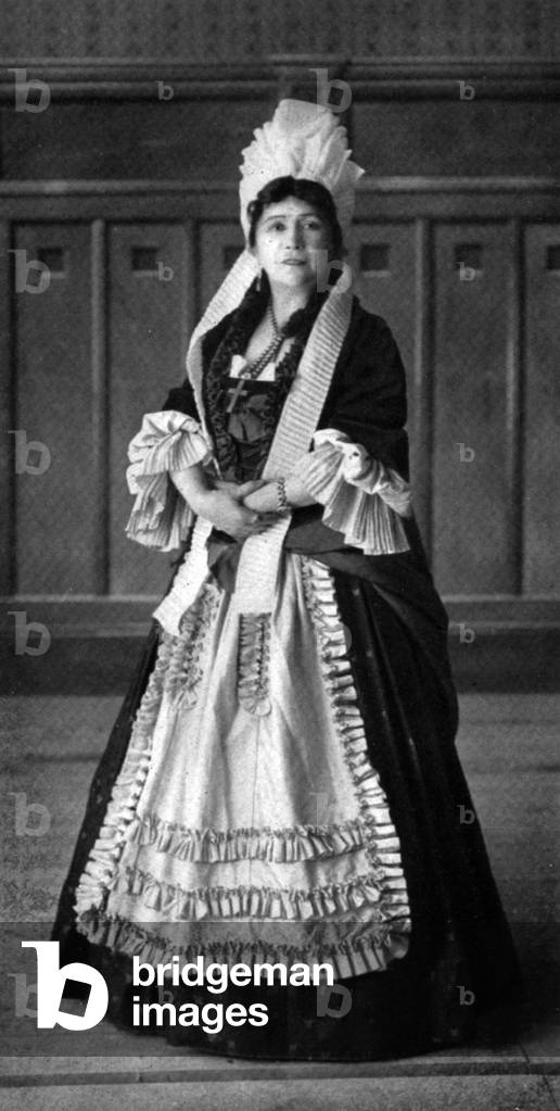 Rosa Bertens in play The Bourgeois Gentleman by Moliere in Stuttgartt, picture form magazine 