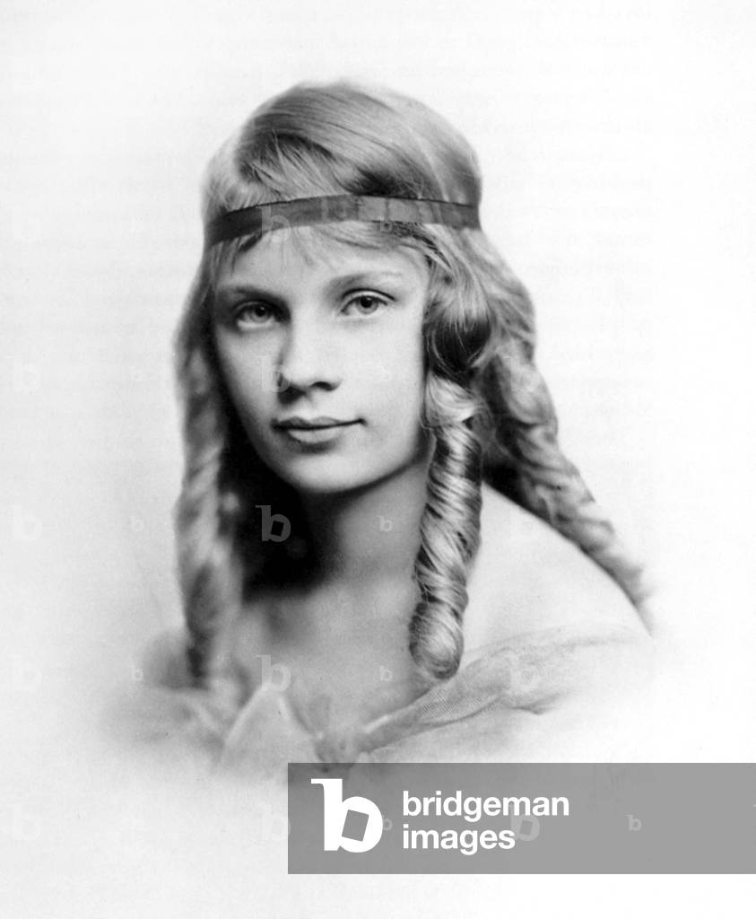 Lee Miller, aged 11 (b/w photo)