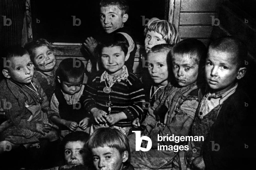 Group of greek children sent in Hungray by greek general Markos, april 7, 1948