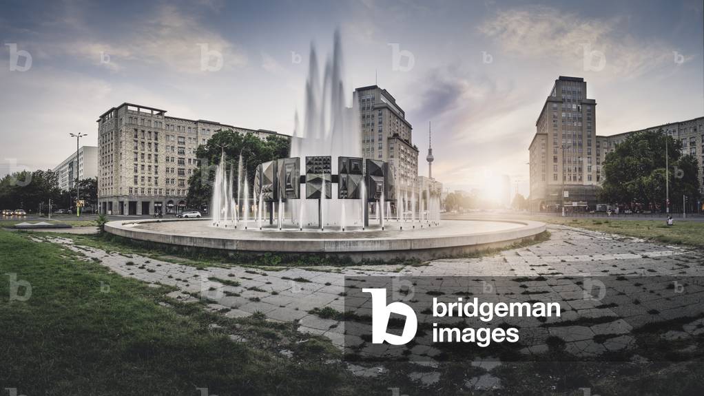 Strausberger Platz, Berlin, Germany, 2015 (photo)