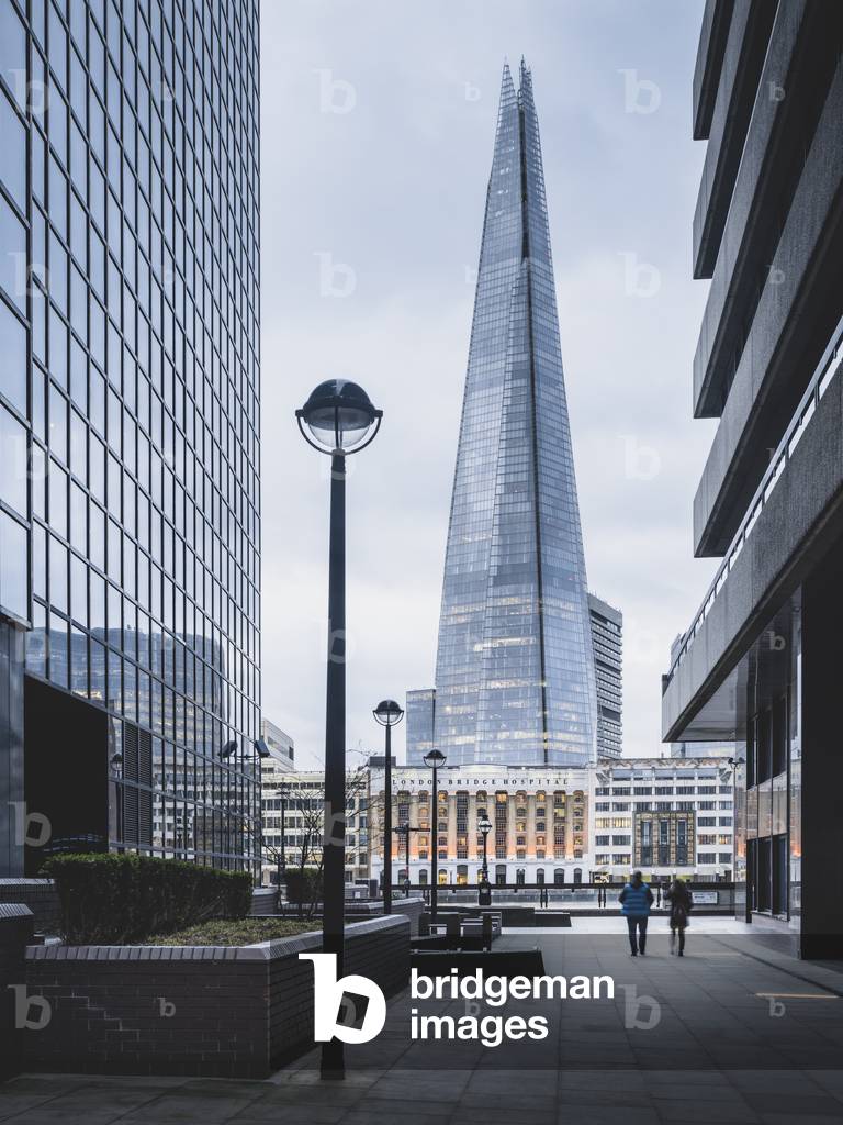 Walking the Shard, Der kleine Mensch, London, UK, 2017 (photo)