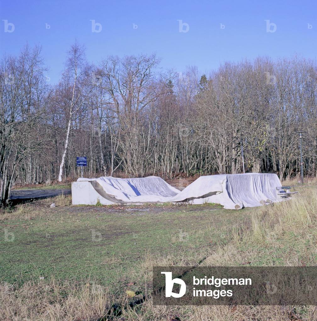 Sports field: Skateboard ramp, Oslo. Photography 2005