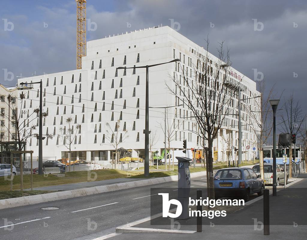 The construction site of the hotel C¿ur Mediterannee, Boulevard de Dunkerque in Marseille (Bouches du Rhone). Architect Jean Paul Viguier, 2008. Photography 14/12/07.