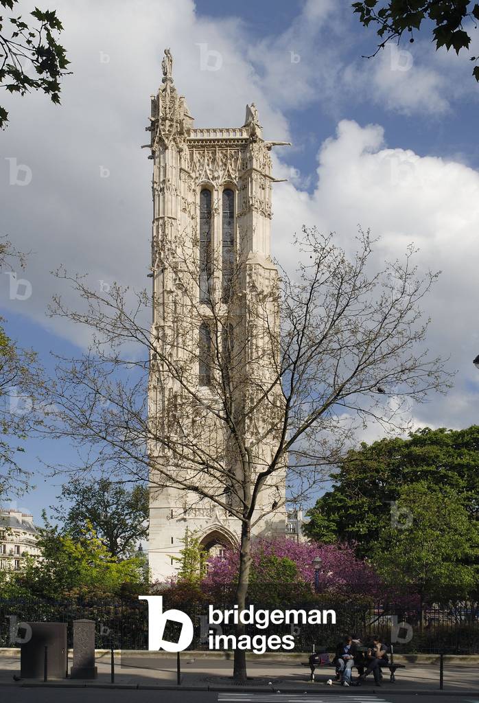 Tour Saint Jacques, Paris. Remnants of the Church of Saint James of the Butchery rebuilt from 1508 to 1522 by Jehan de la Felin. A masterpiece of flamboyant architecture, the top of the tower is crowned by the symbols of the four evangelists and a statue of Saint James. Photography 19/04/09.