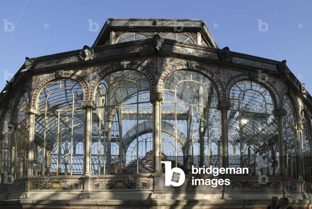 The Palacio de Cristal in the Parque del Retiro in Madrid (Spain).Photography 29/12/07.