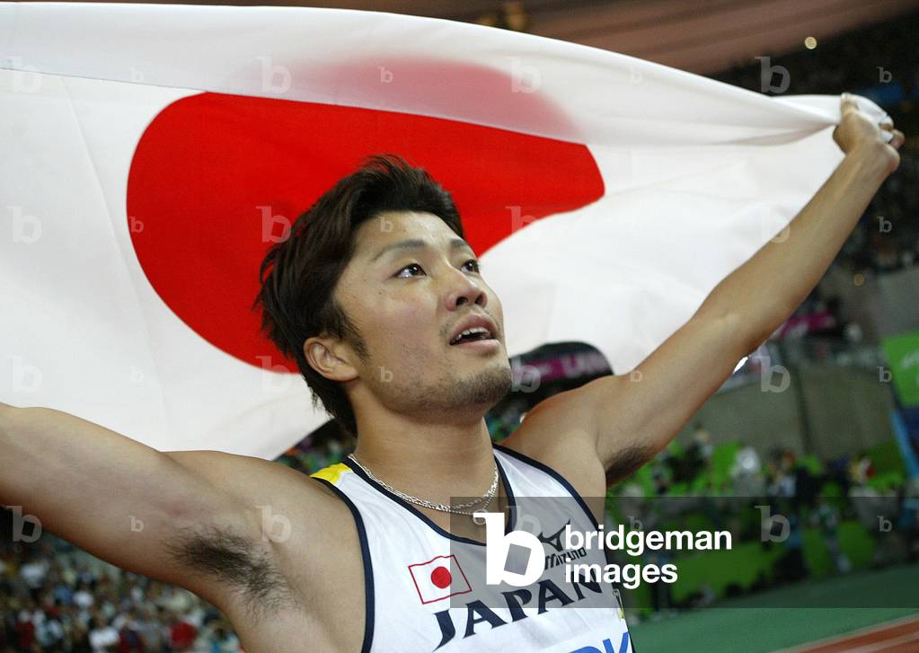 Image of JAPANS SHINGO SUETSUGU FEIERT SEINEN DRITTEN PLATZ BEI DEN