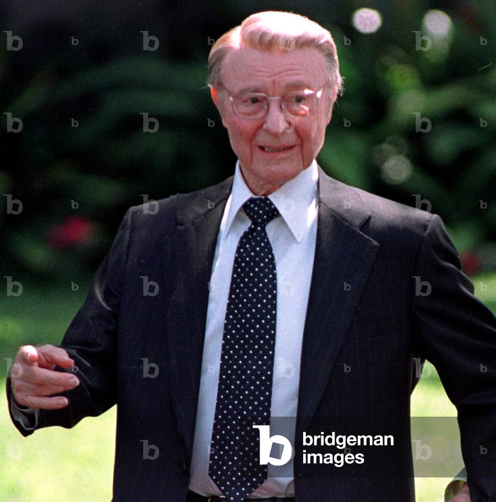 File photo of "This Is Your Life" host Ralph Edwards, 1997-07-07 (photo)