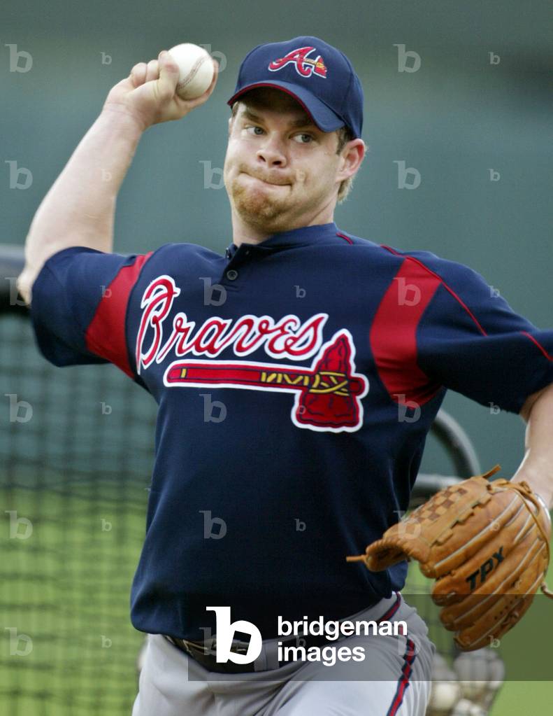 Image of ATLANTA BRAVES PITCHER PAUL BYRD THROWS DURING SPRING DRILLS ...