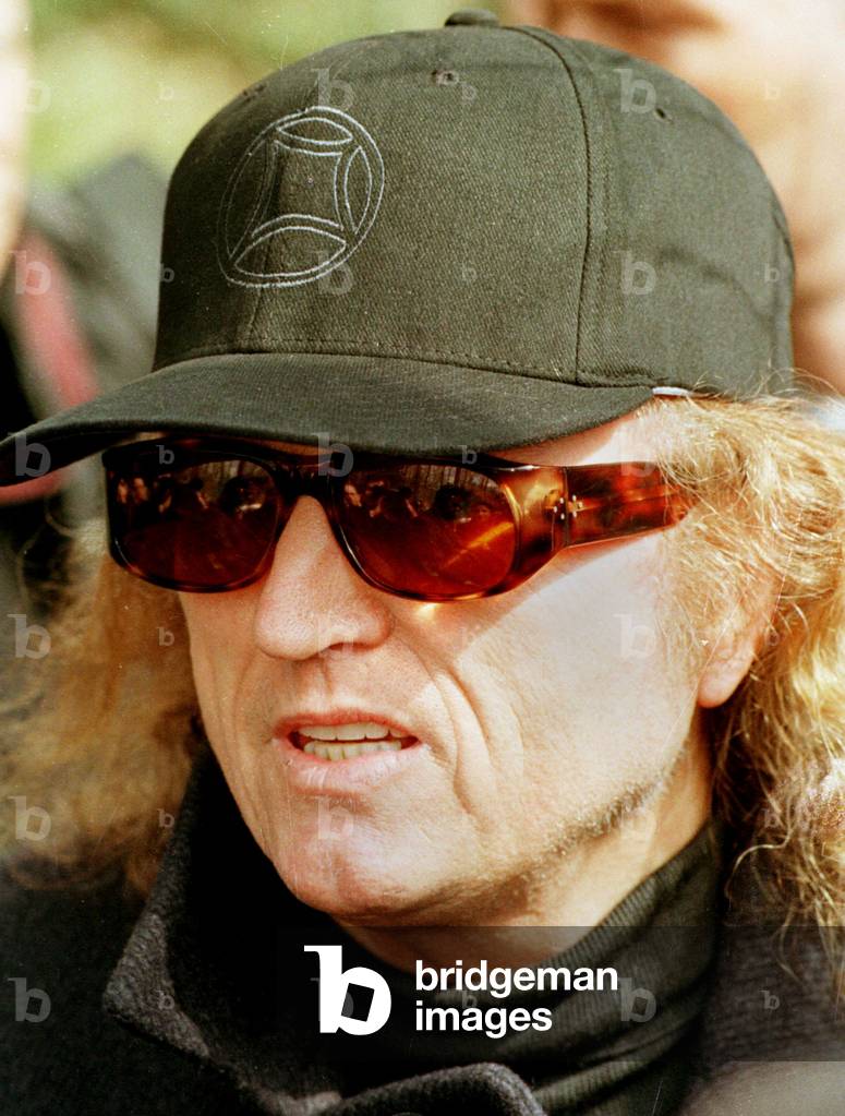 Image of FRANK FARIAN AT THE FUNERAL OF FORMER MILLI-VANILLI SINGER