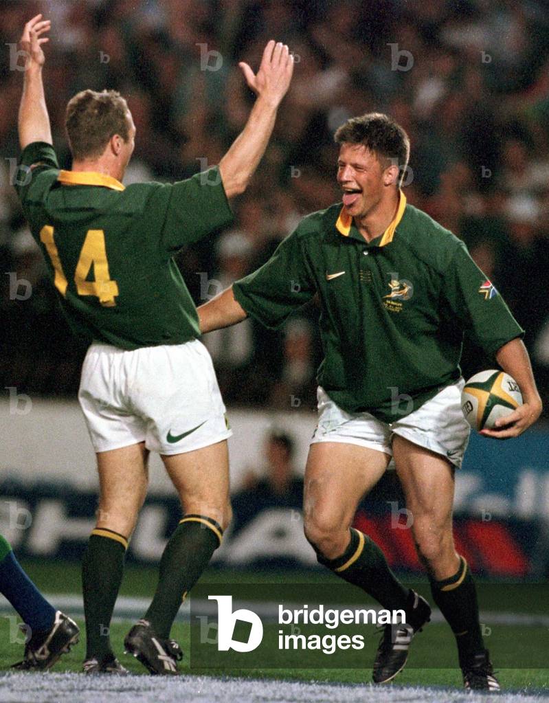 Bobby Skinstad of South Africa on his way to a try during a match