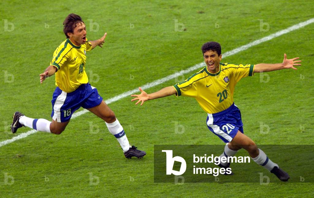 Image of BRAZIL'S BEBETO CELEBRATES HIS GOAL AGAINST DENMARK, 1998-07 ...