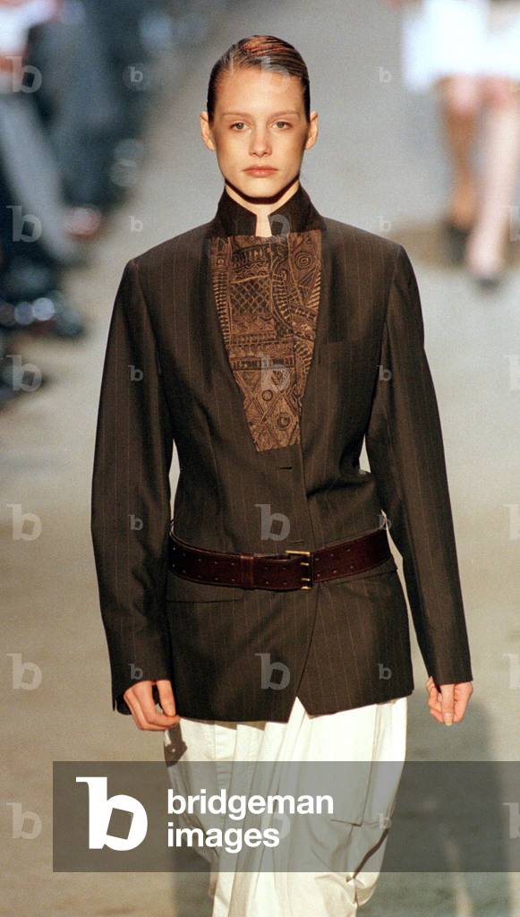 DRIES VAN NOTEN FASHION SHOW, 1997-10-14 (photo)