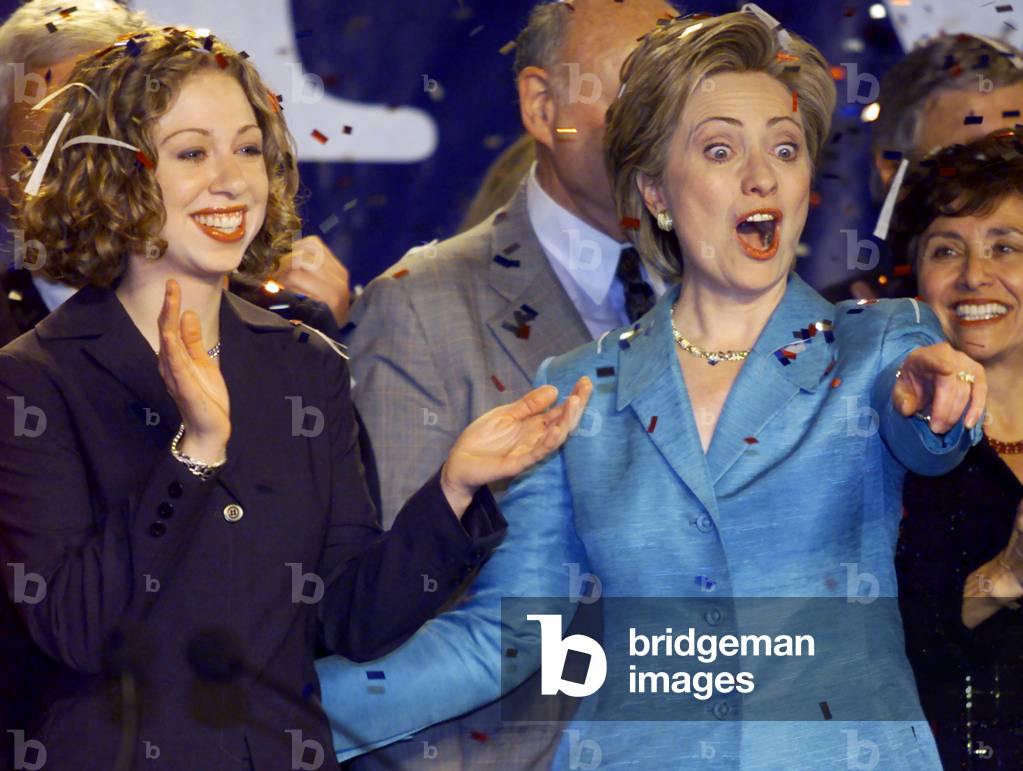 Image of First lady and New York Senator elect Hillary Rodham Clinton