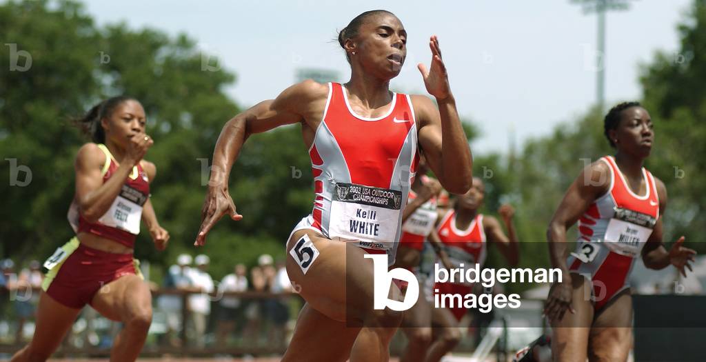 Image of WHITE RUNS IN THE WOMEN'S 200 METERS AT THE U.S.