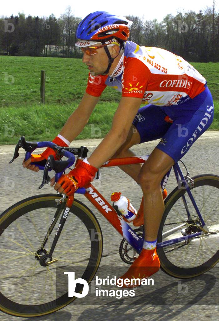 Rare Revue VELO UN N°28 - Mai 1998 - Museeuw, Vandenbroucke - Cyclisme Vintage - Bon état