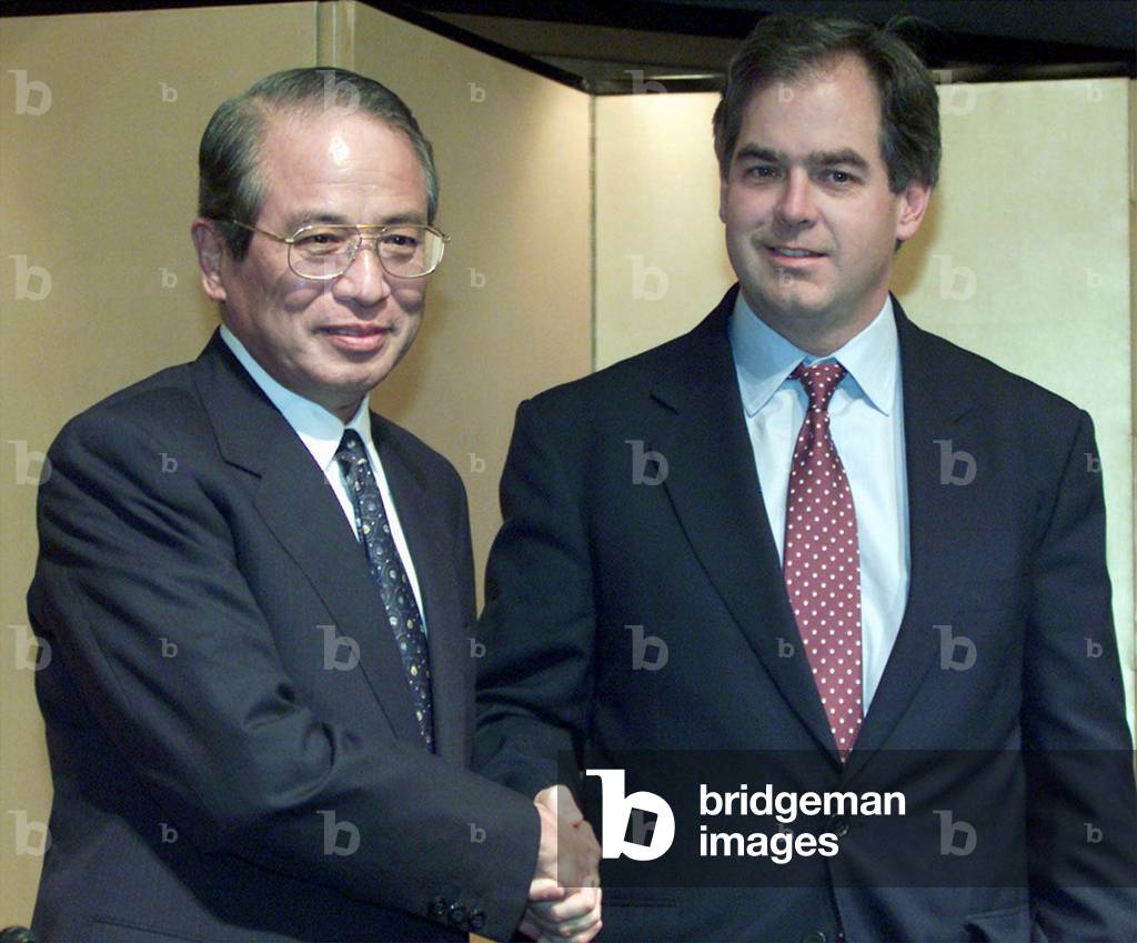 Image of RIPPLEWOOD FOUNDER COLLINS POSES WITH LTCB'S NEW CHAIRMAN ...