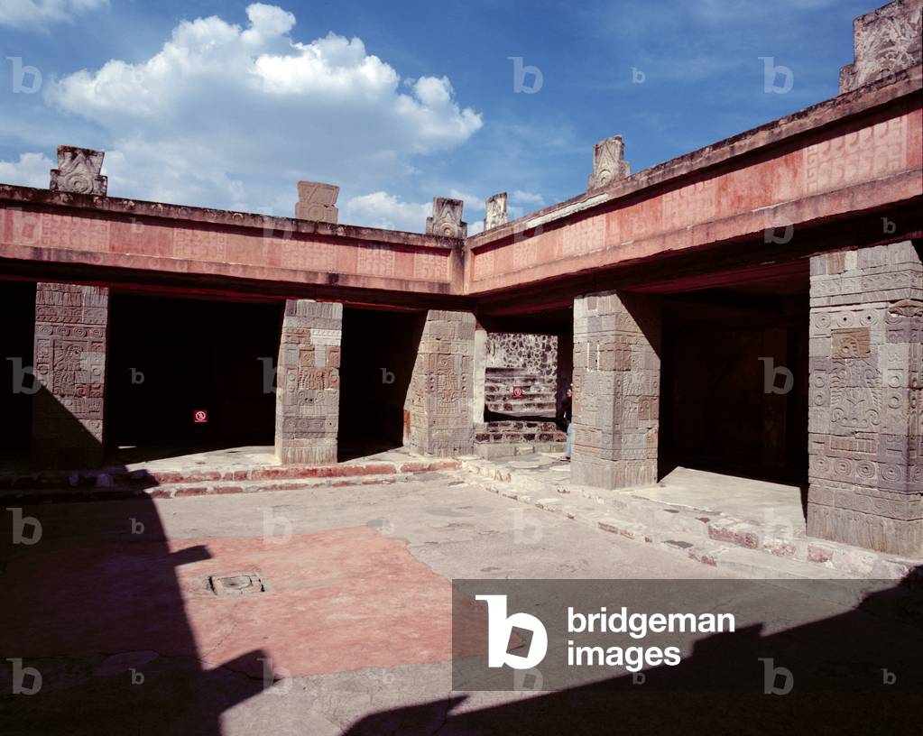 Palace of the Quetzal-Butterfly (photo)