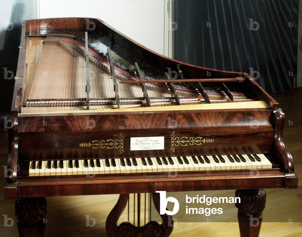 Grand piano made by