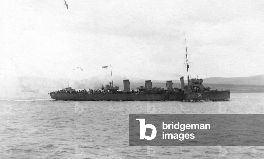 HMS Broke, destroyer leader at Scapa Flow, 1914-20 (photo)