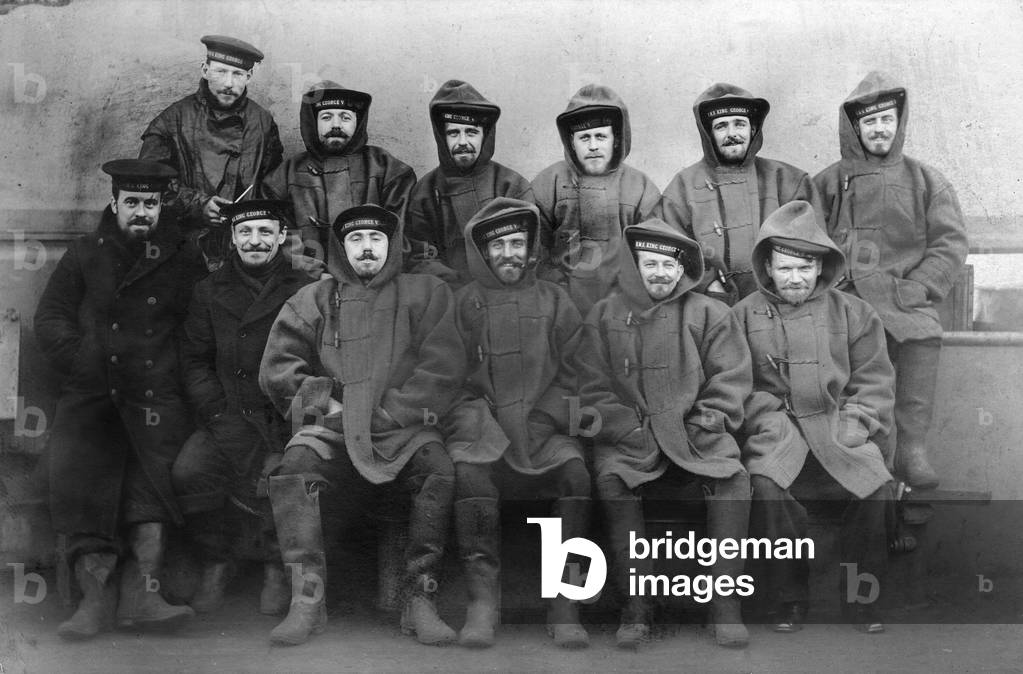 Ratings from HMS King George V in Cold Weather Rig, c.1915 (b/w photo)